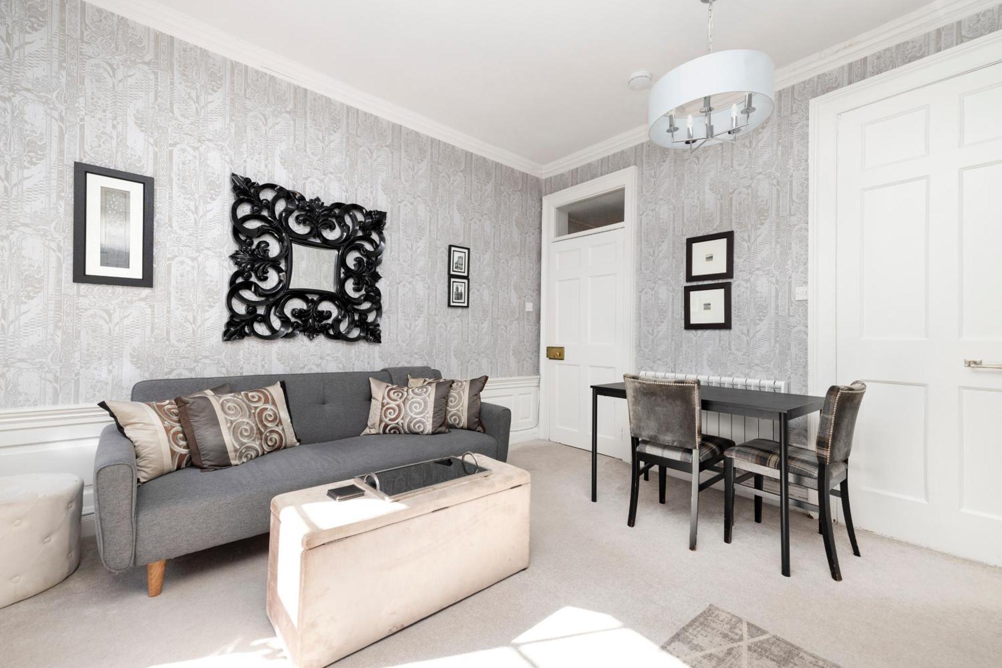 Joivy Exclusive Apartment At The Heart Of New Town EDI Exterior foto